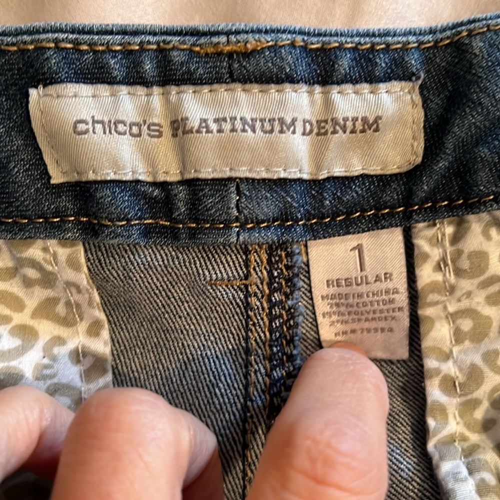Chico’s women’s jeans platinum denim flare leg. Size 8R (Chico’s 1R). - Picture 3 of 5